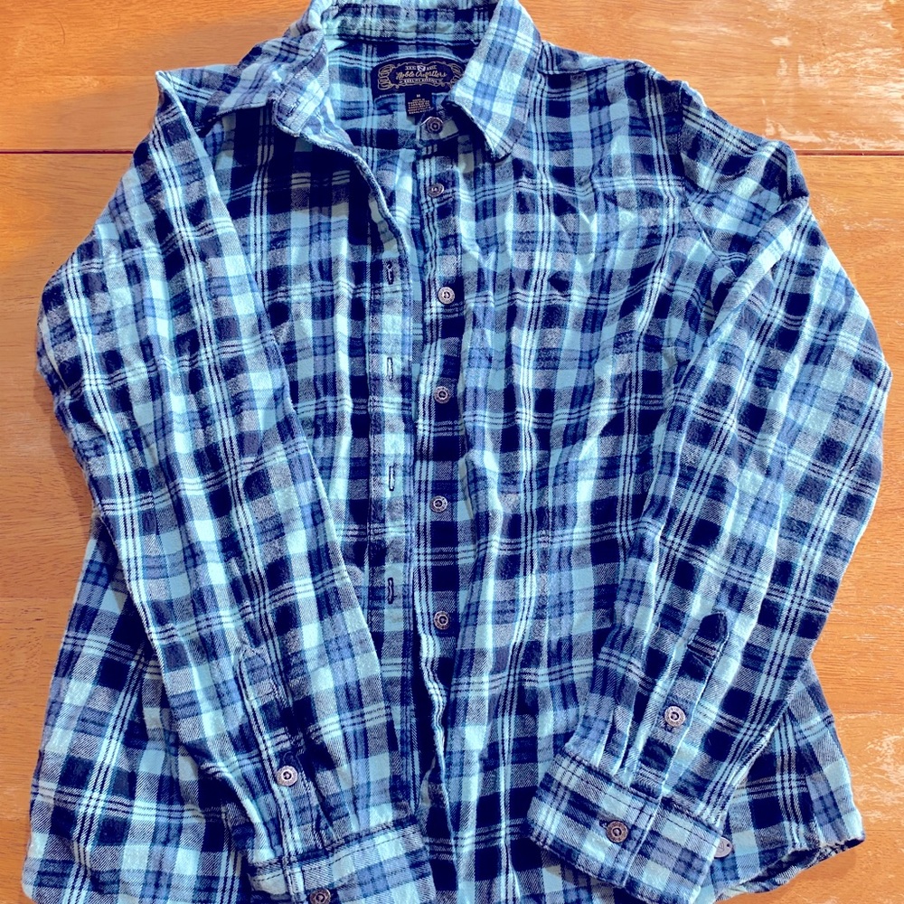 Noble Outfitters Quality Apparel Flannel size medium